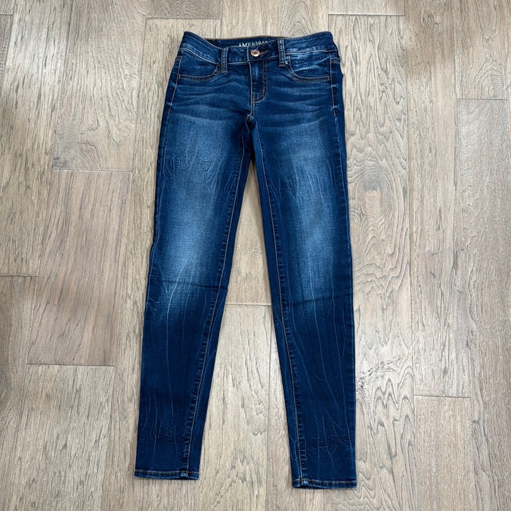 EUC American Eagle Outfitters Blue Jeggings with Tapered Fit Size 0